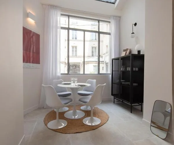 Cerisaie Apartment